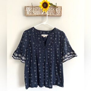 🌻LOFT Geo Pleated Flounce Cuff Top-Size Medium Petite